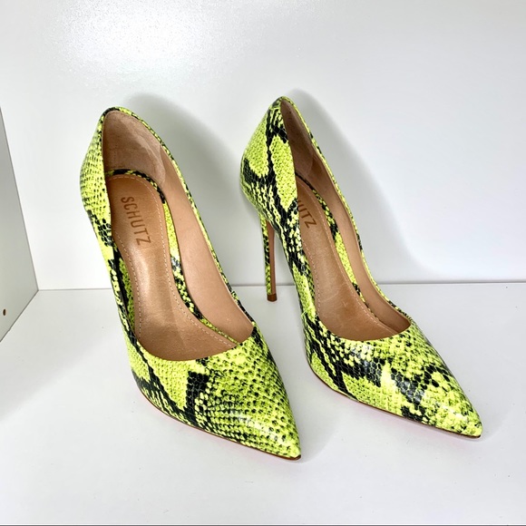 Schutz Caiolea Neon Yellow Snakeskin Pump - Picture 3 of 7